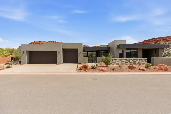 2498 N Lacasa Dr, St. George, Utah 84770