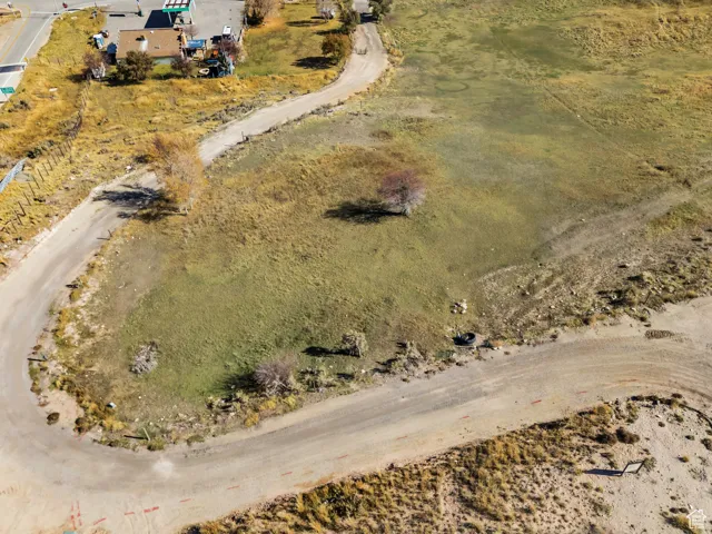 Aerial view of property and surrounding area