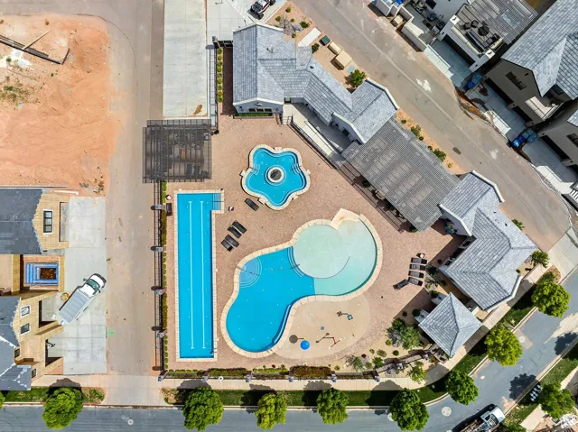 Bird's eye view of a pool area