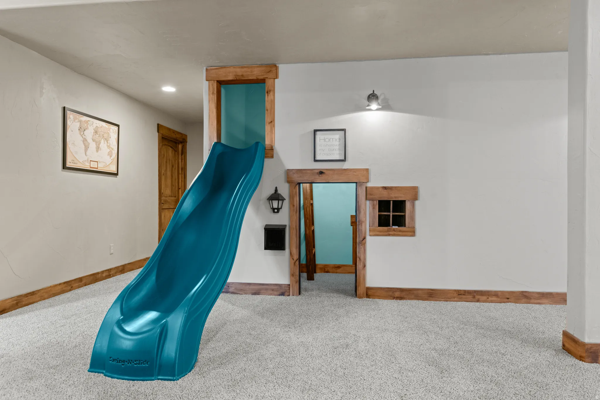 Built-in Playhouse