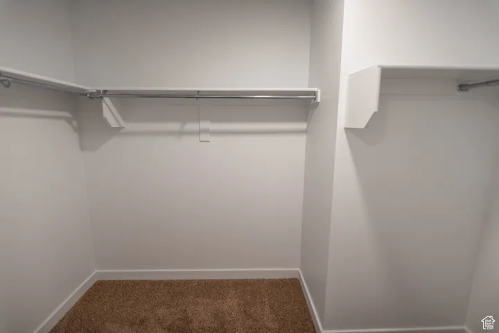 Walk in closet