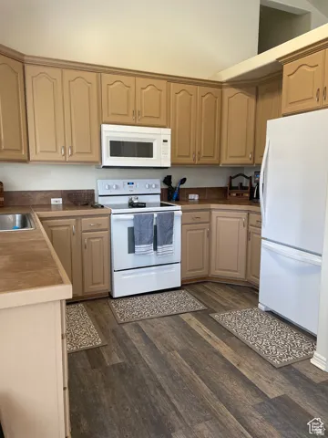 108 N 1st Ave, Dutch John, Utah 84023
