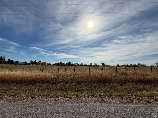 View of yard featuring a rural view
