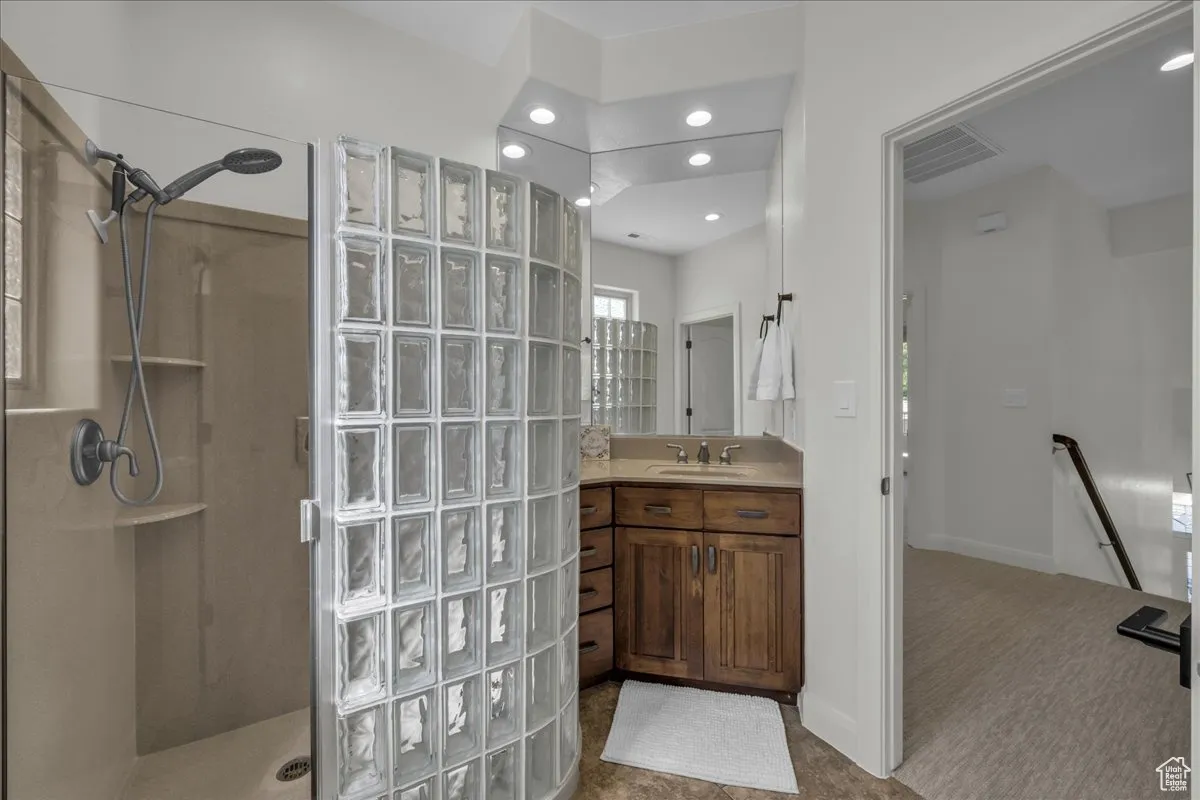 Upstairs bathroom