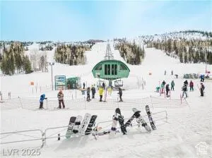 View of home's community