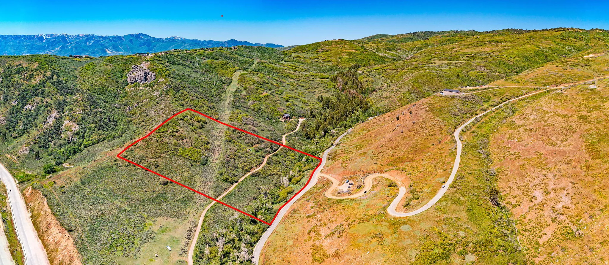 View of property location featuring property parcel outlined and a mountain backdrop