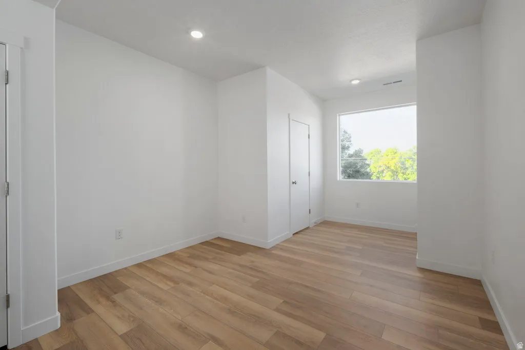 No walls, no worries-just a wide-open space designed for connection and conversation.