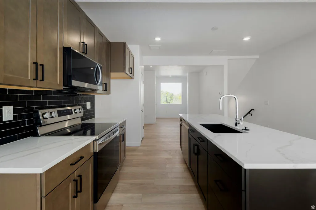 Dinner party, Taco Tuesday, or midnight cookie mission-this kitchen rises to the occasion.