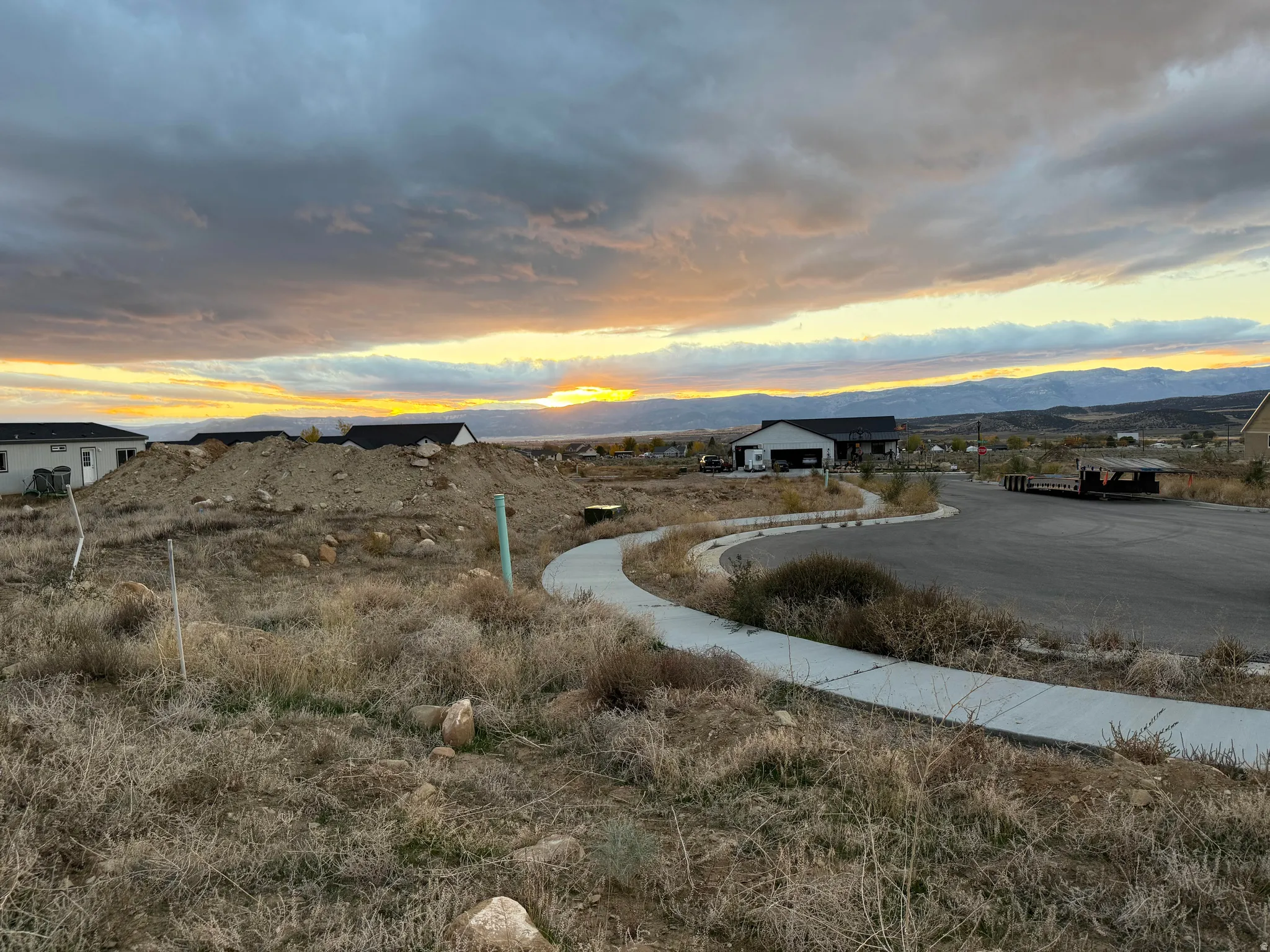 View of community featuring a mountain view