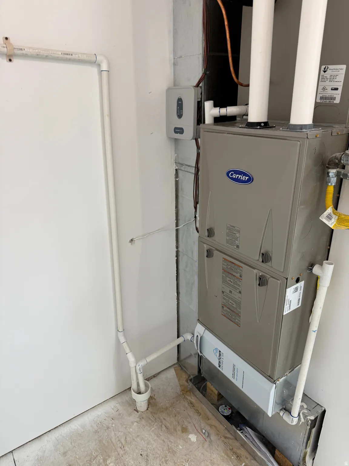 Utilities featuring heating unit