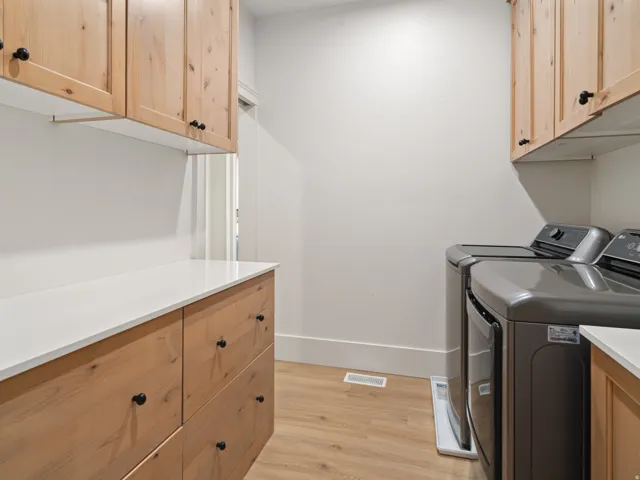 6188 E Hummingbird Pt, Huntsville, Utah 84317