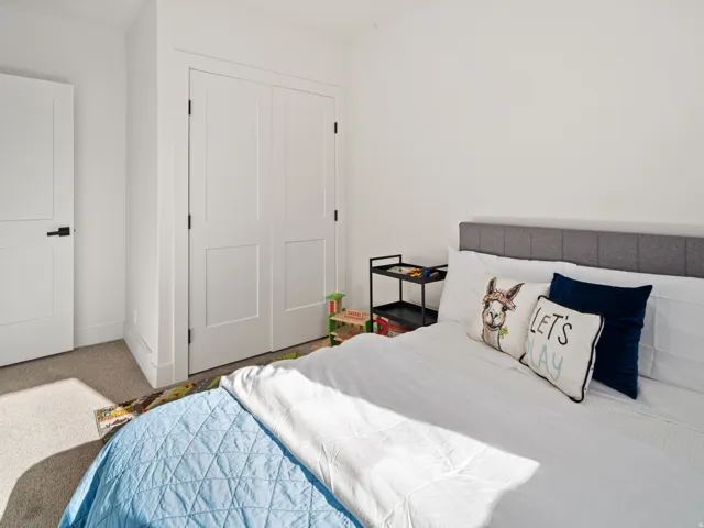 6188 E Hummingbird Pt, Huntsville, Utah 84317