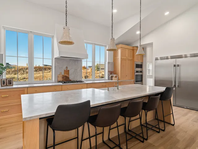 6188 E Hummingbird Pt, Huntsville, Utah 84317