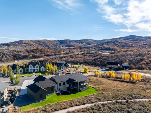 6188 E Hummingbird Pt, Huntsville, Utah 84317