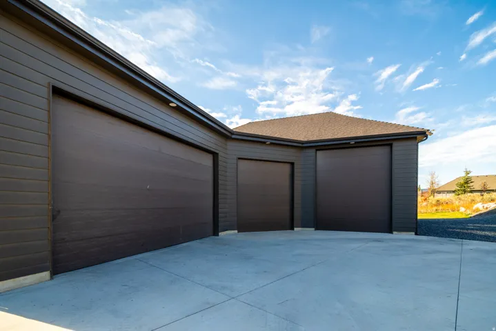 6188 E Hummingbird Pt, Huntsville, Utah 84317