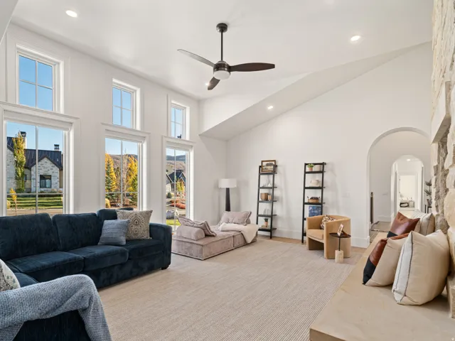 6188 E Hummingbird Pt, Huntsville, Utah 84317