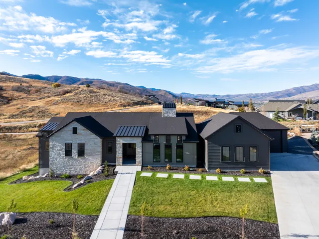 6188 E Hummingbird Pt, Huntsville, Utah 84317