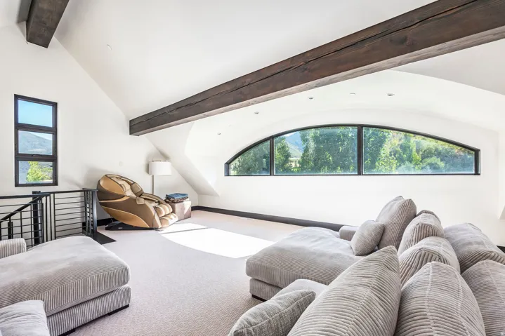 5618 E South Fork Rd, Provo, Utah 84604