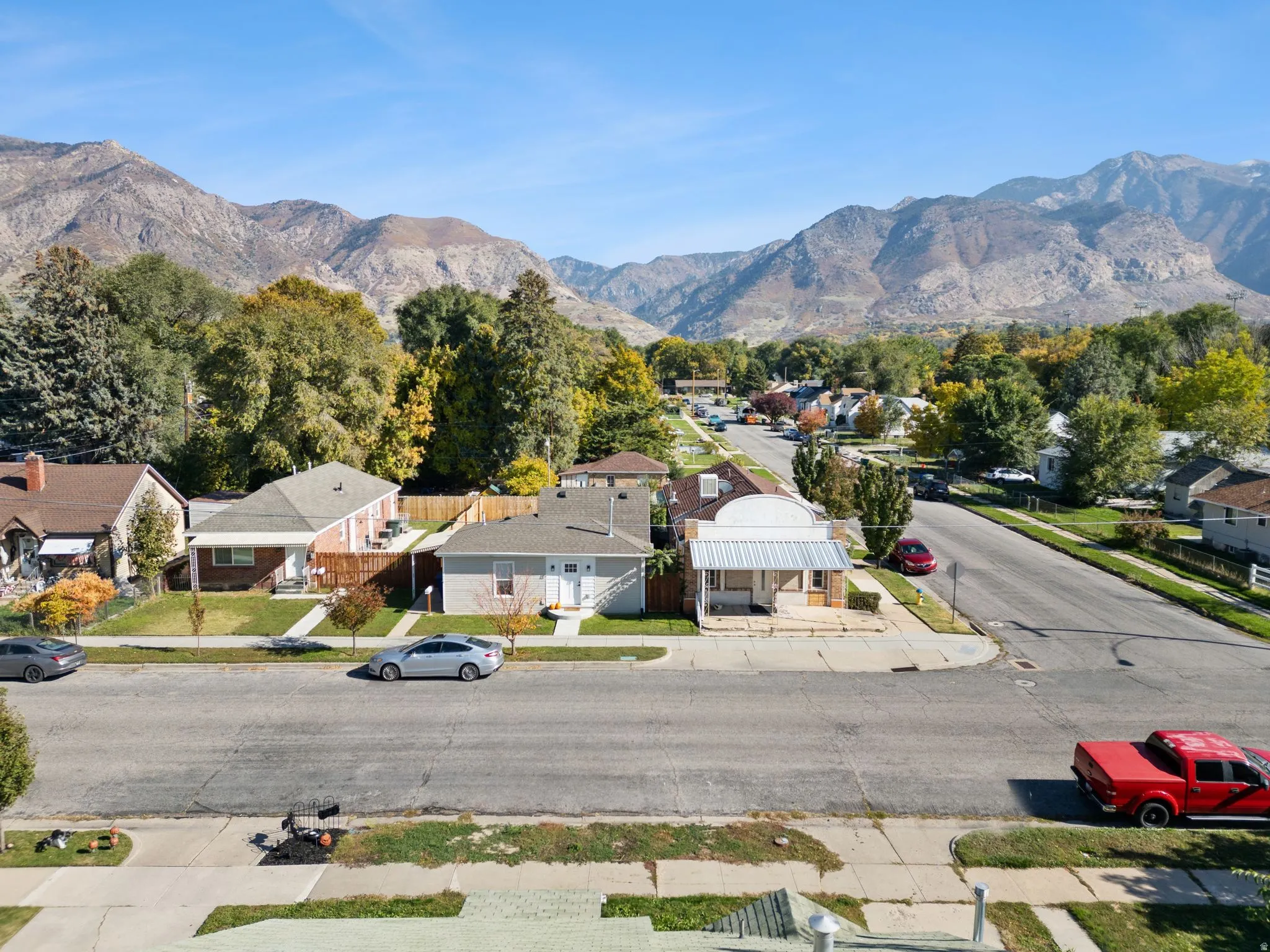 View of mountain background with nearby suburban area