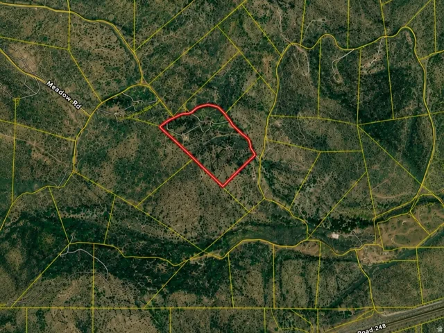 Property Boundary Map. Illustrating the defined property perimeter in relation to surrounding parcels and geographical features