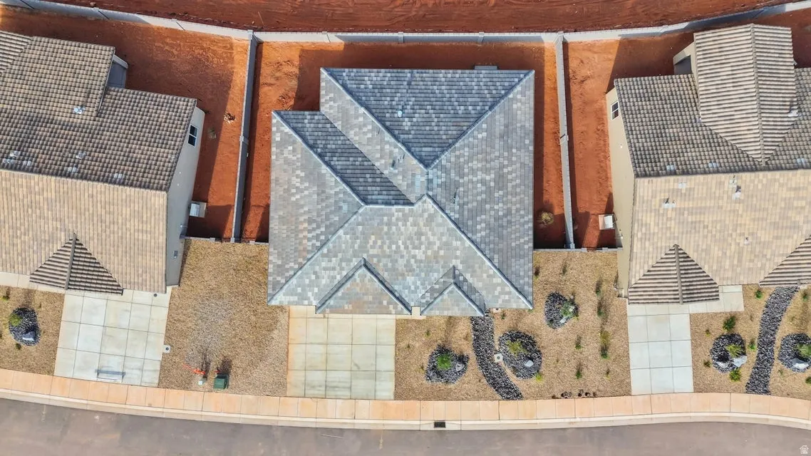 Aerial view of property and surrounding area