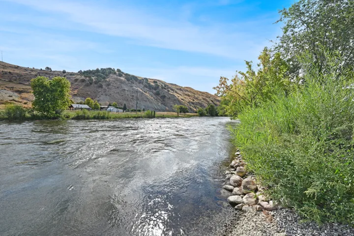 3864 E Highway 36, Preston, Idaho 83263