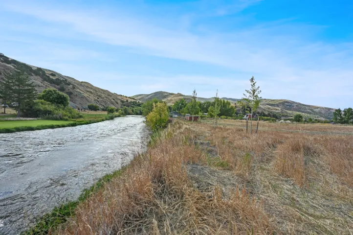 3864 E Highway 36, Preston, Idaho 83263