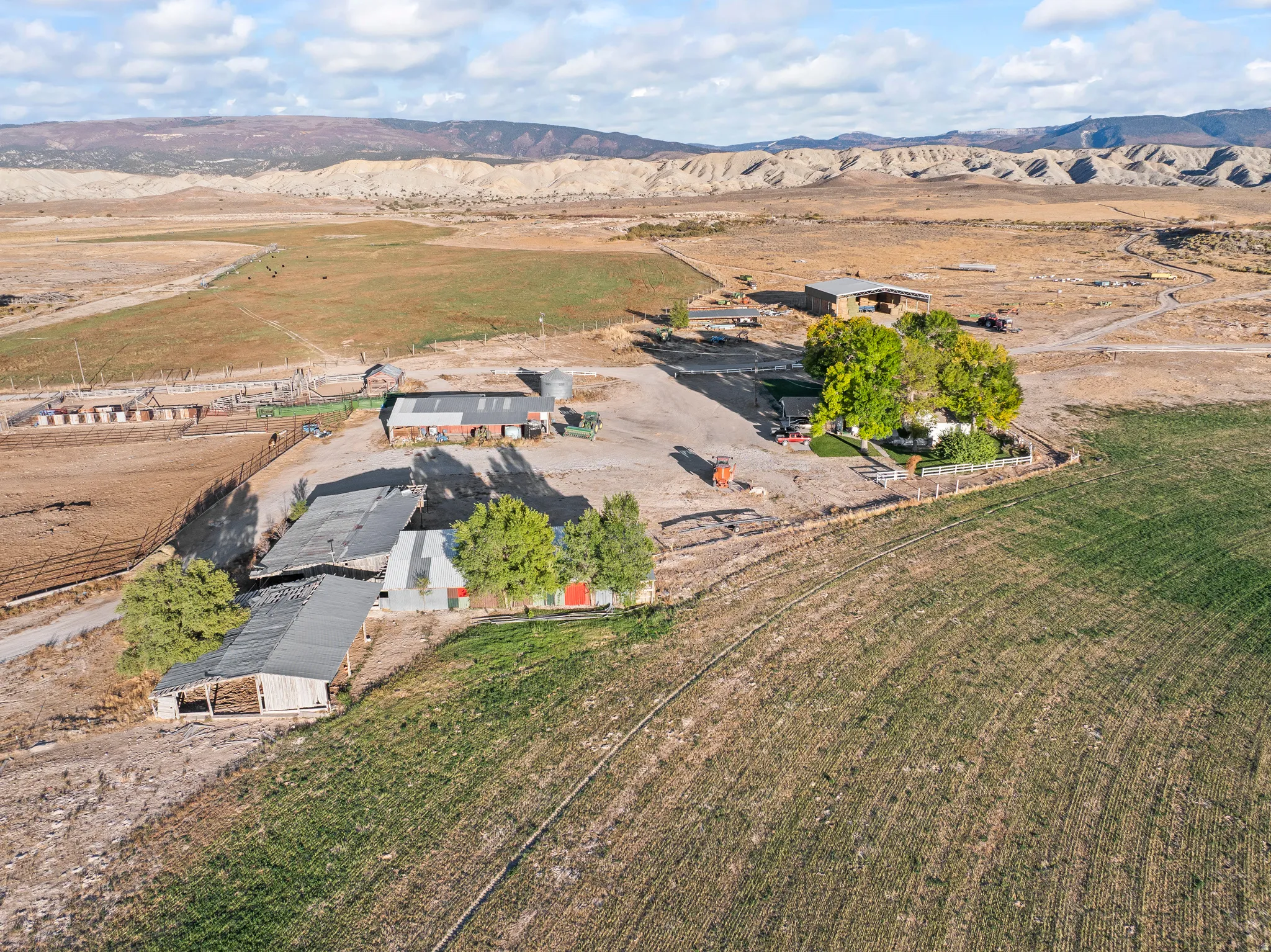 View of property location with rural landscape and a mountainous background
