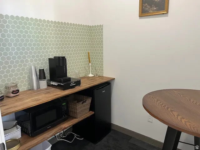 Office space with baseboards