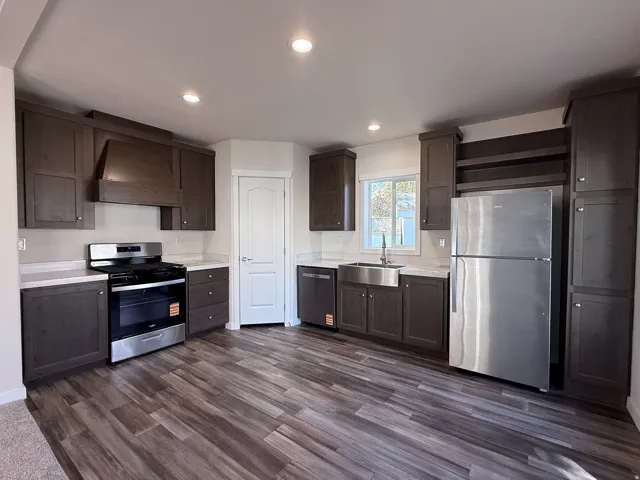 121 Barrington Way, Layton, Utah 84041
