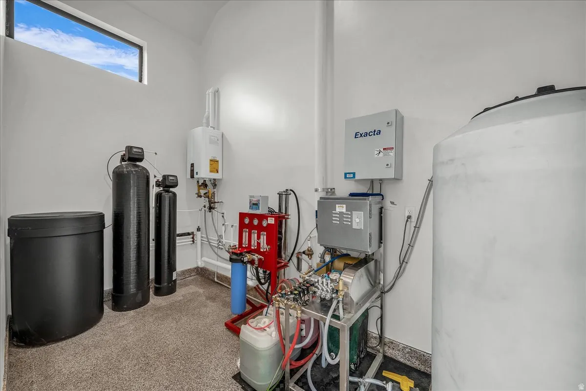Utility room featuring for the professional car wash. Spot free, RO soft water, on demand heater, professional sopas and ceramic wax