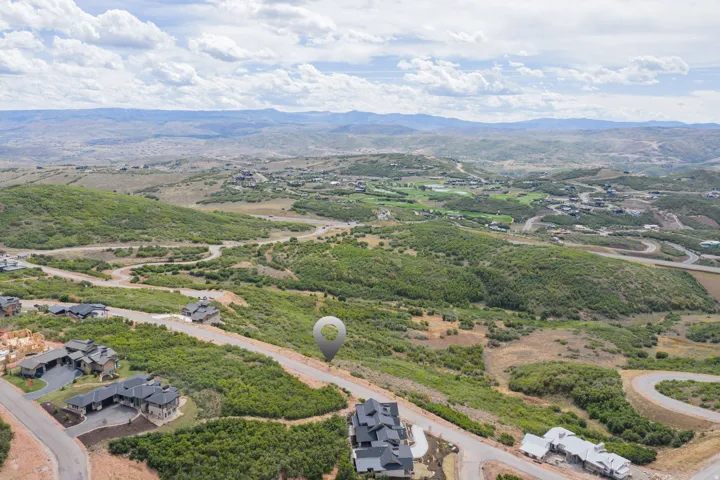 Bird's eye view of a mountain backdrop