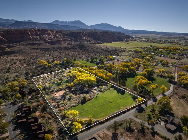 2927 S East Bench Rd, Moab, Utah 84532
