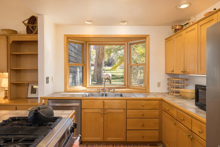 2927 S East Bench Rd, Moab, Utah 84532