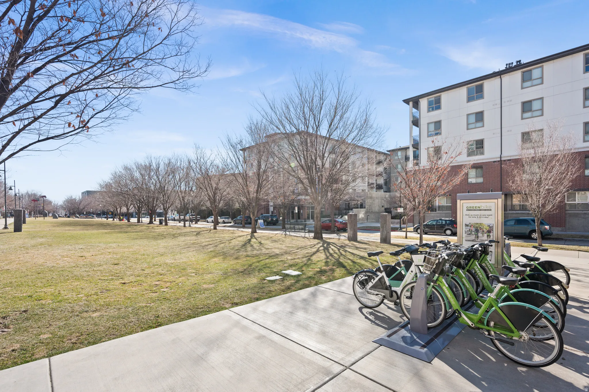 500 West median park