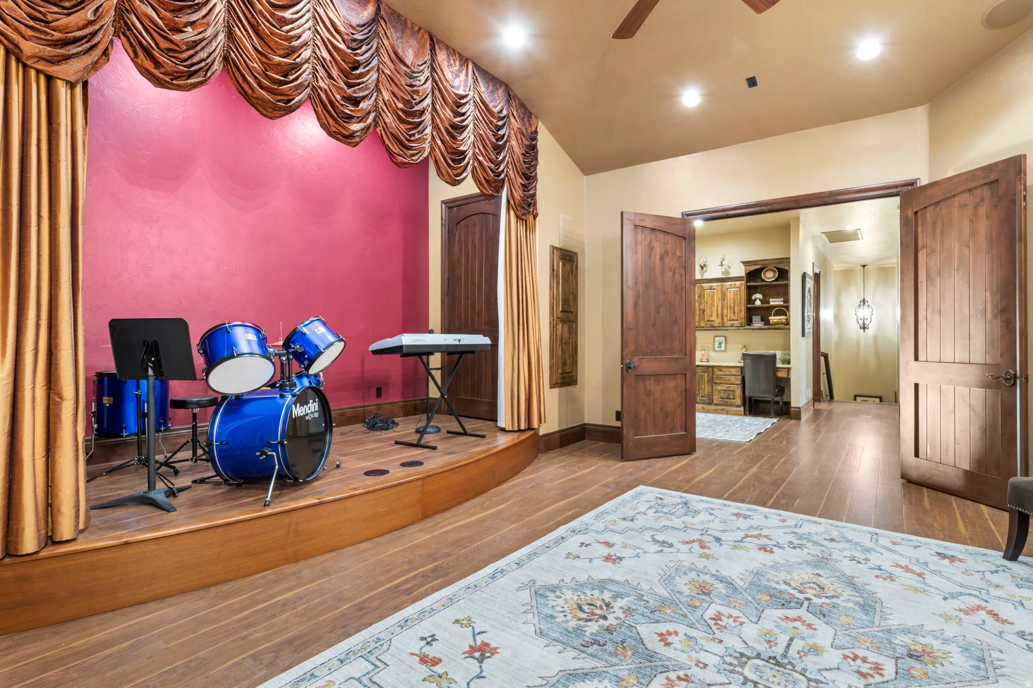 Bedroom with hardwood / wood-style floors, recessed lighting, and ceiling fan