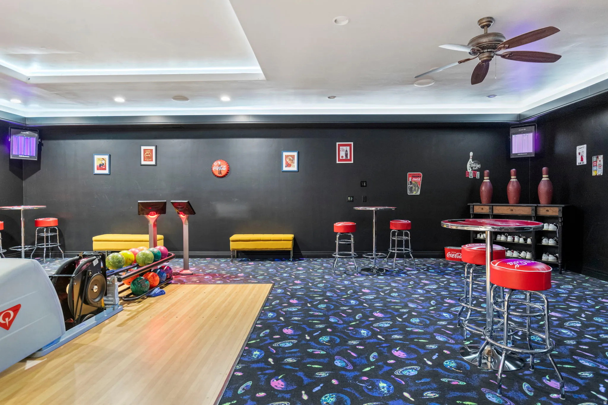 Playroom featuring a ceiling fan