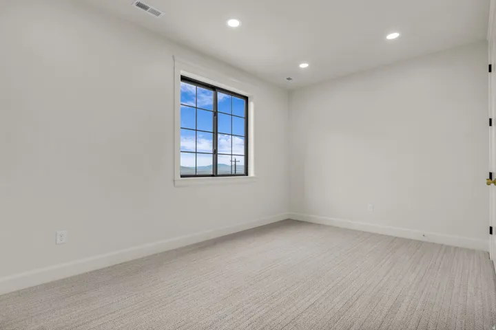 1301 S 1020 E, Salem, Utah 84653