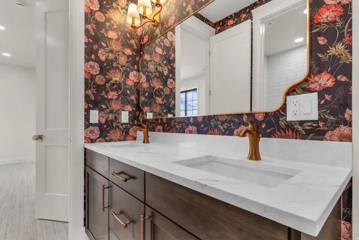 1301 S 1020 E, Salem, Utah 84653