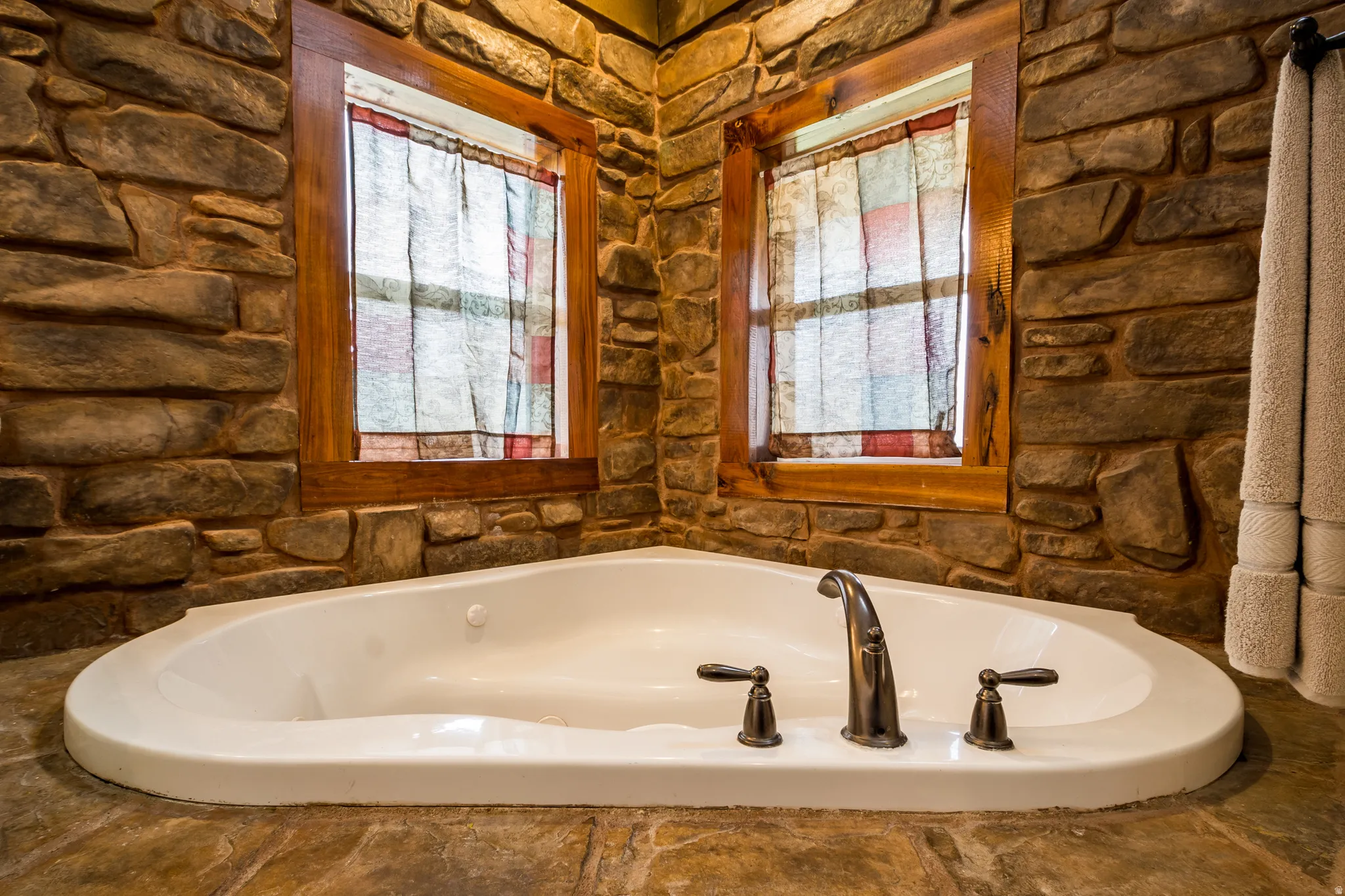 Bathroom featuring a jetted tub