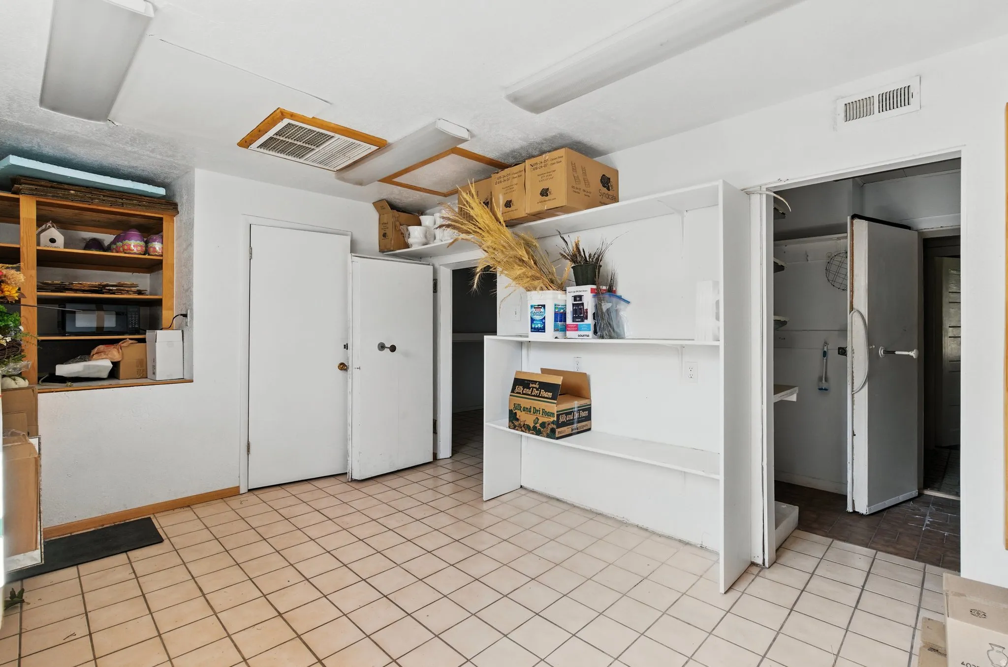 Storage and prep area