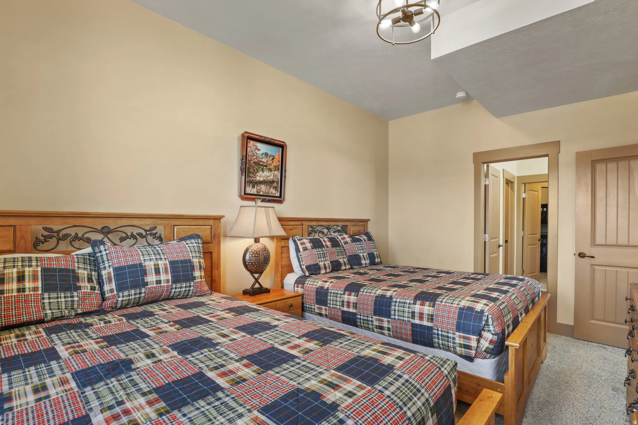 Bedroom with carpet