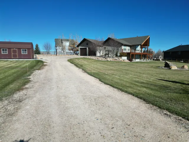 View of dirt / gravel road