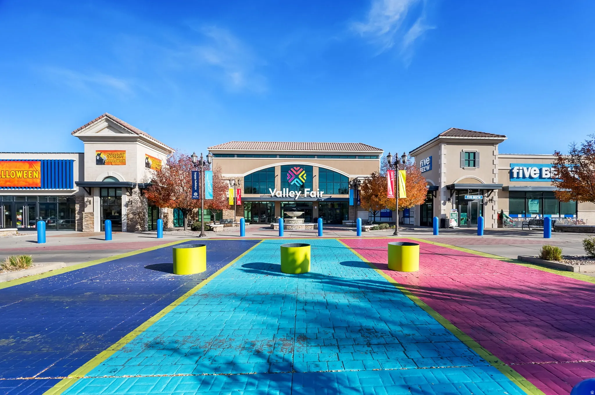 View of front of Valley Fair Mall