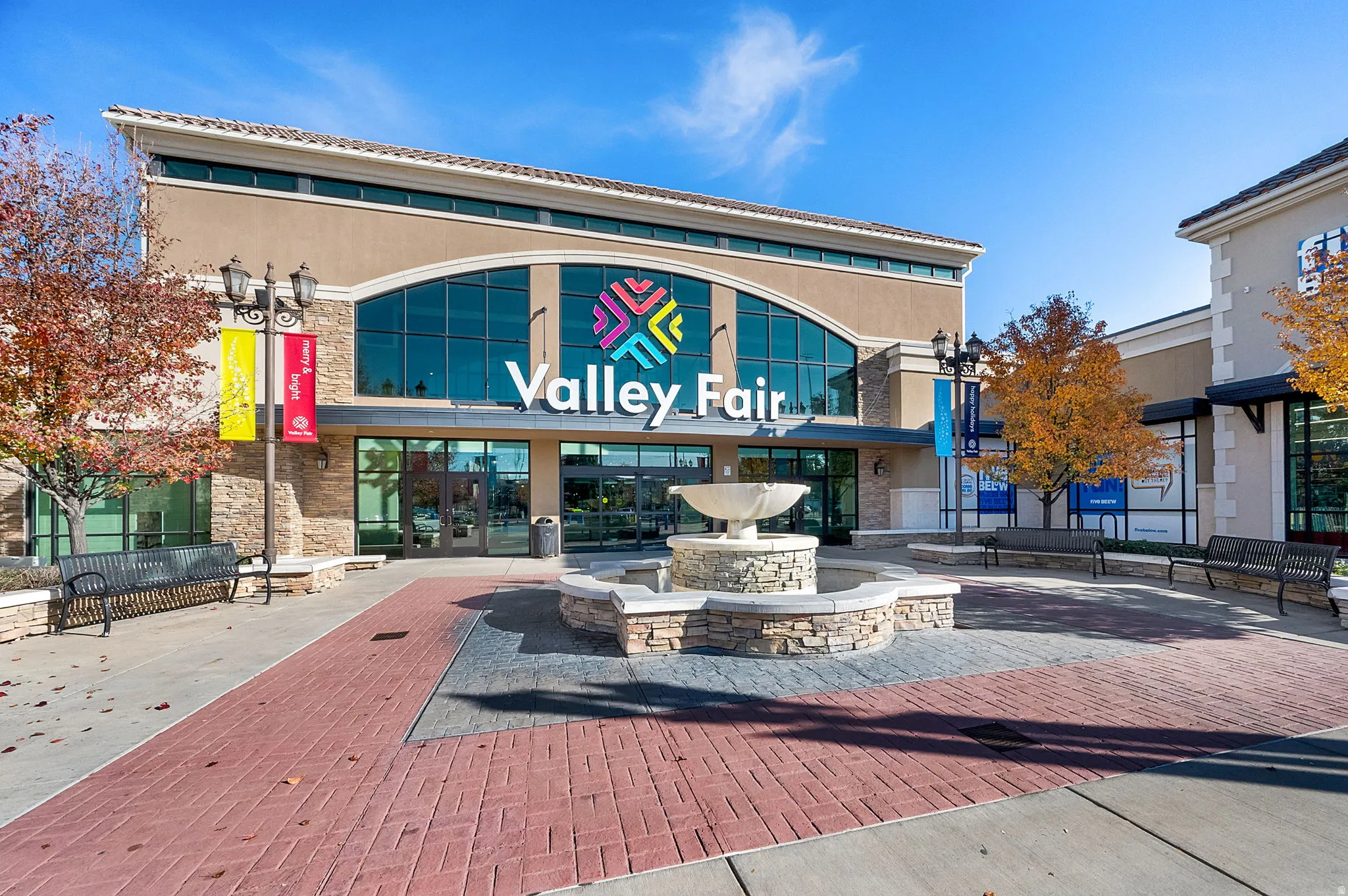 View of front of Valley Fair Mall