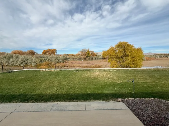 View of grassy yard featuring a rural view