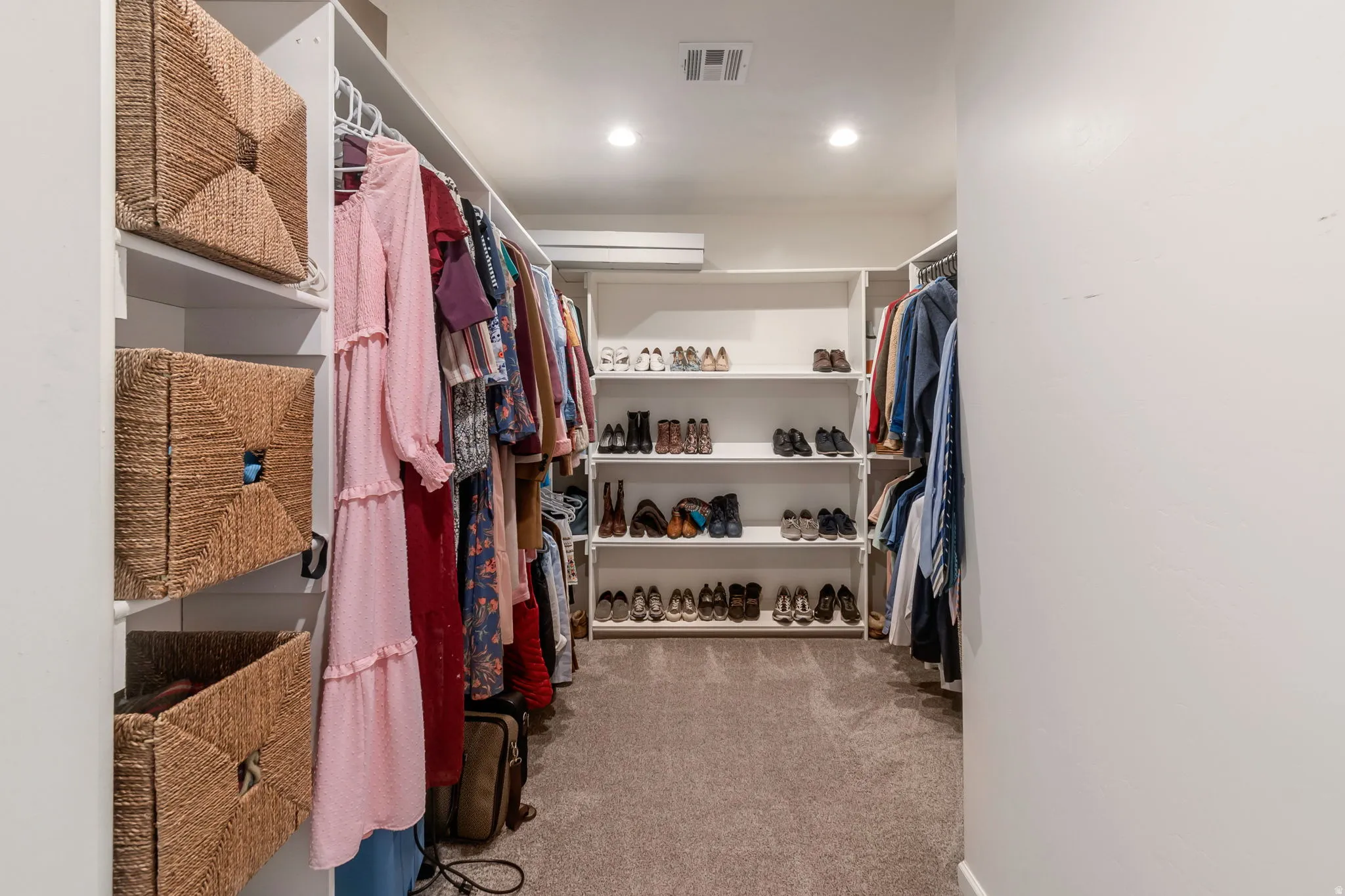 Spacious Master closet, with w/d hookups (just needs dryer vent)