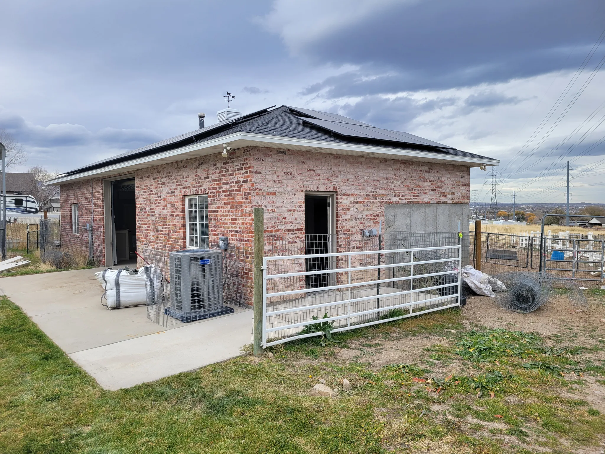 Barn with side access door