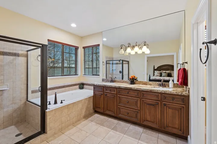 330 W Paradiso Ln, Centerville, Utah 84014