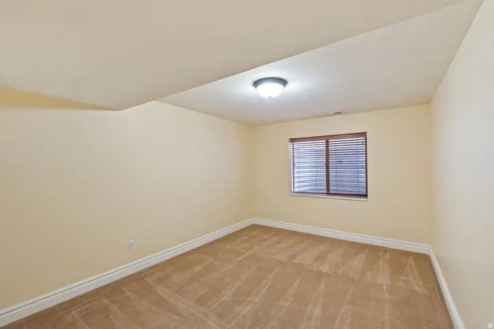 330 W Paradiso Ln, Centerville, Utah 84014